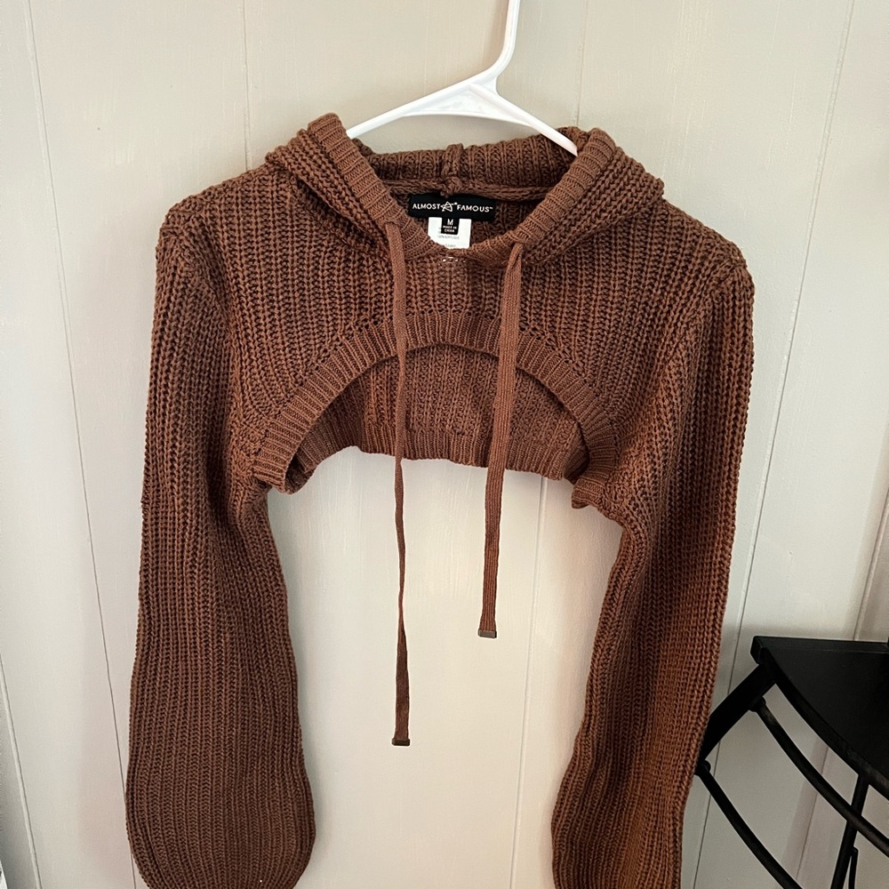 Knit Cropped/Shoulder Hoodie